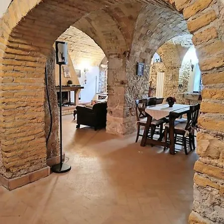 Domus Pia