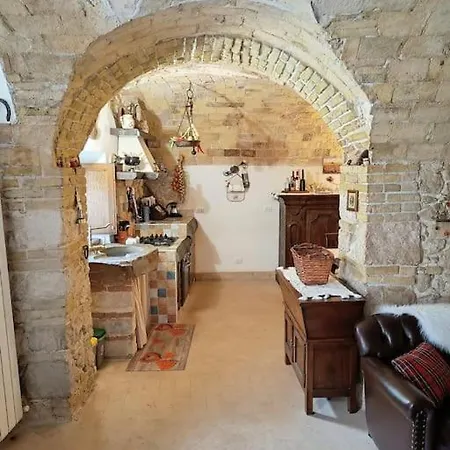 Domus Pia